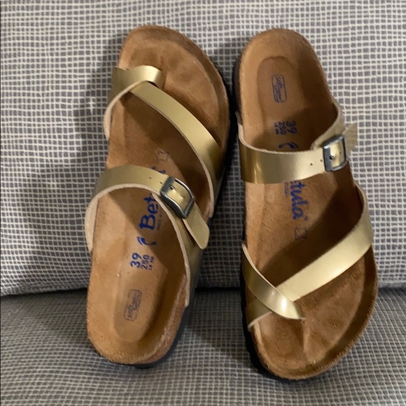 mia birkenstocks